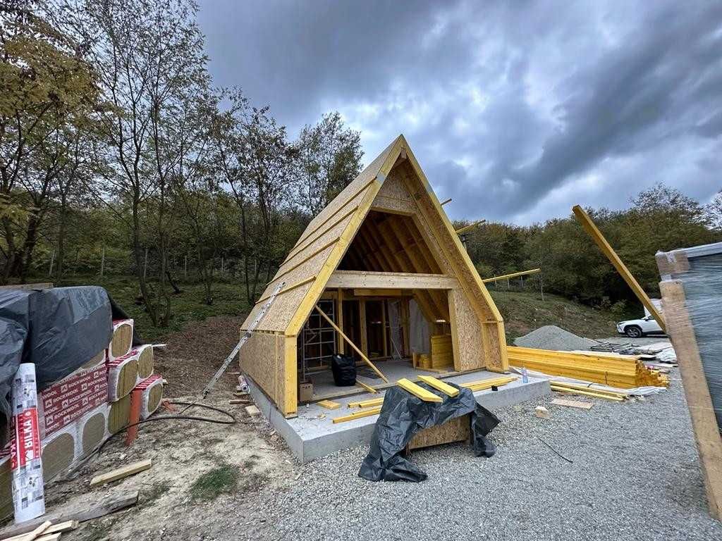 Cabana stil A-Frame, casa, terase si foisoare din structura de lemn