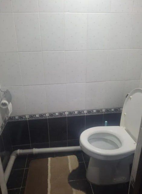 Срочно продается квартира Кушбеги 2/5/5 общ.пл 60кв.м