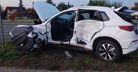 Urilgan moshinalani CRASHdan chiqazamiza