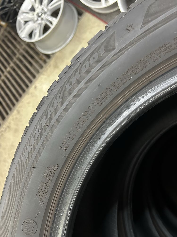 265/50/19 4 броя зимни гуми Bridgestone LM001