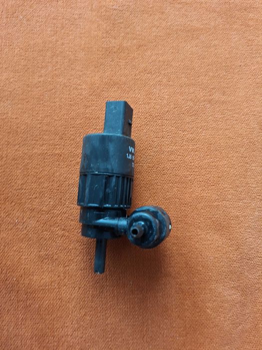 Pompa lichid rezervor parbriz, faruri VOLKSWAGEN, 1J6 955 651, 12V