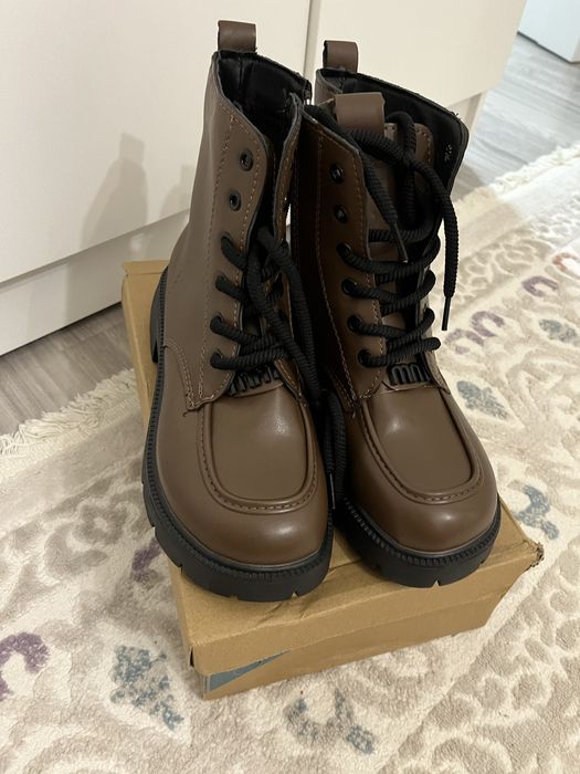 Женские осенние полусапожки