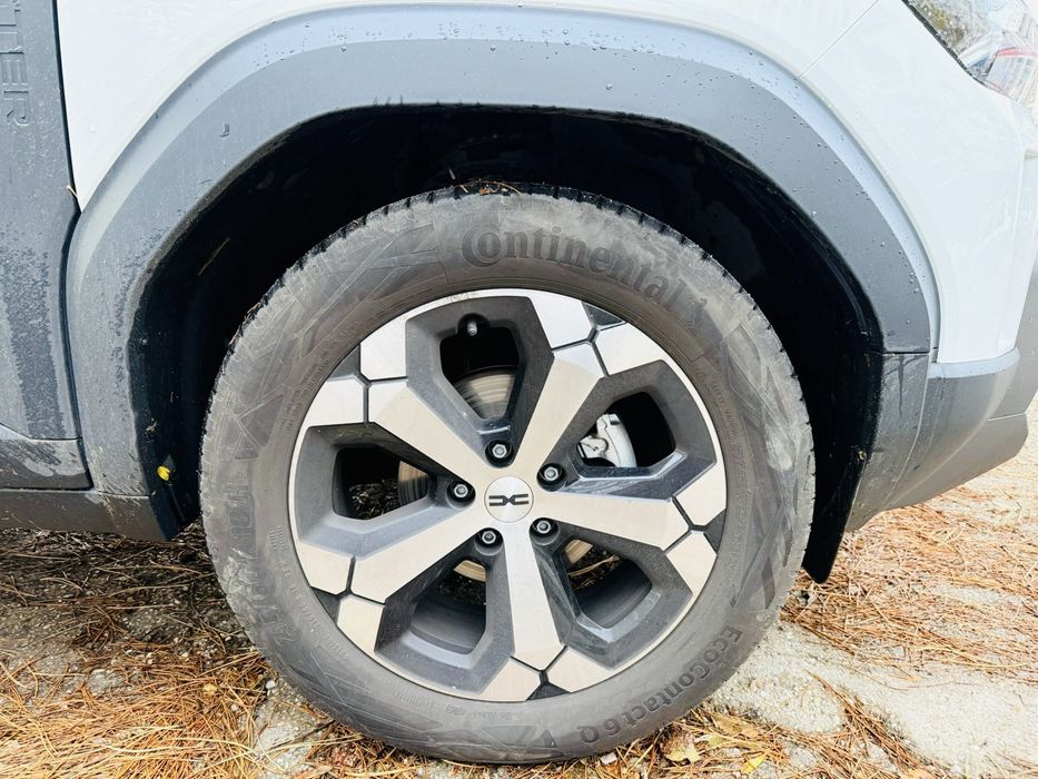 Vand anvelope Continentat vara 215 60 R18 dot 2025