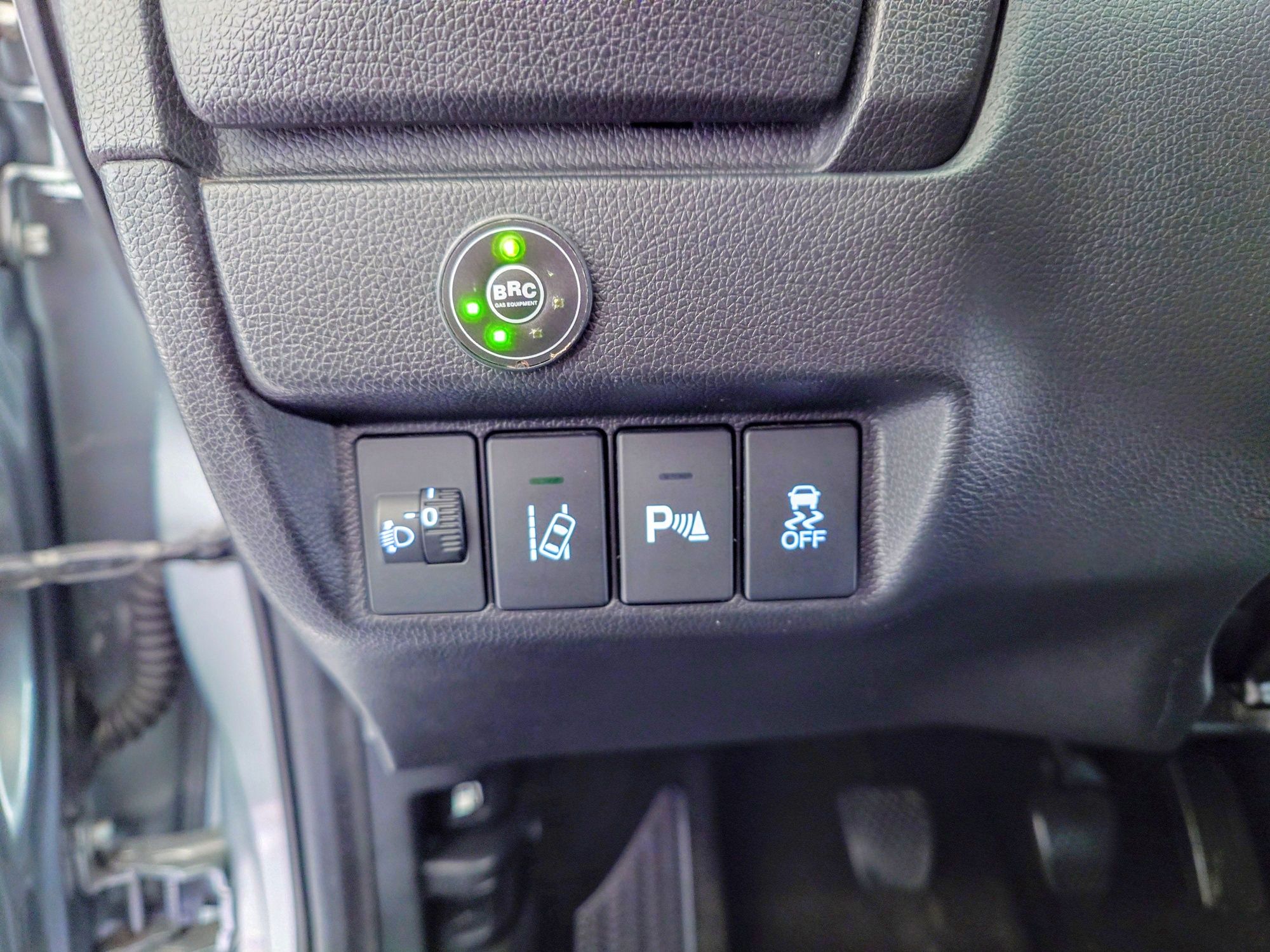 HONDA JAZZ i-VTEC Comfort Navi  1.3 ГАЗ-BRC  Обслужена Italy