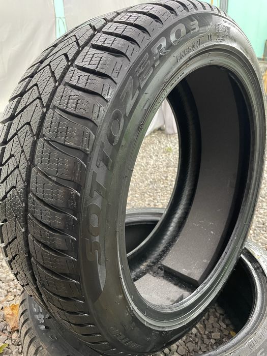 PIRELLI 235/45/18 зимни гуми