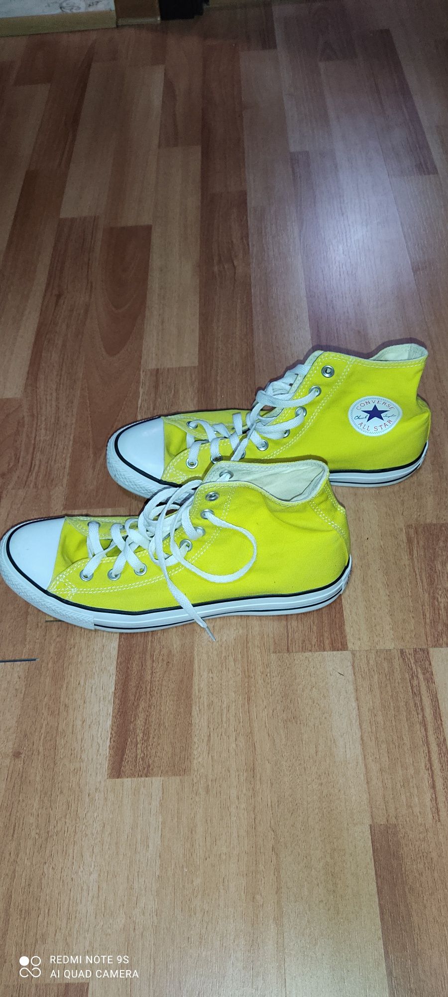 Bascheti Converse