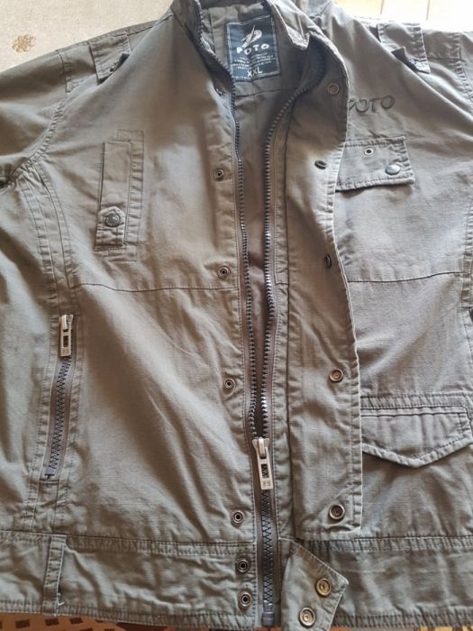 jaketa KKI și o pereche, pantaloni PUMA