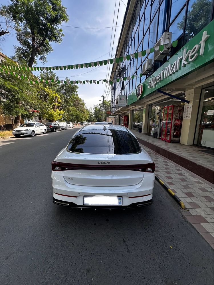 Kia K5 2023 жемчуг