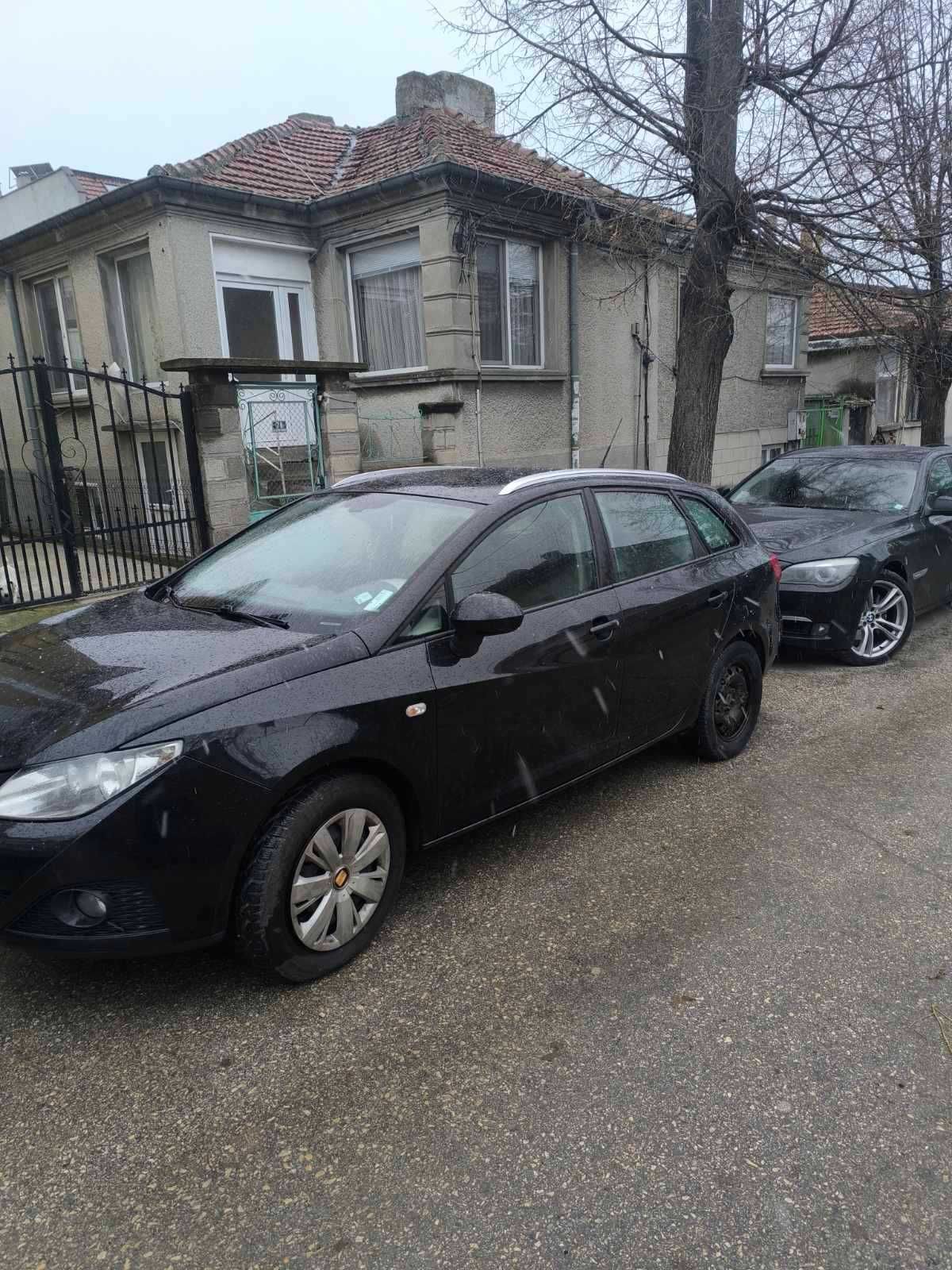 Продавам Seat Ibiza