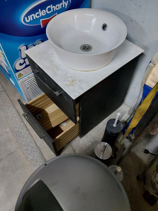 Шкаф мивка за баня