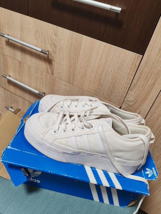 Дамски маратонки кецове адидас Adidas