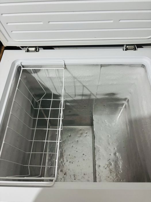 Морозильник Hansa 99 л