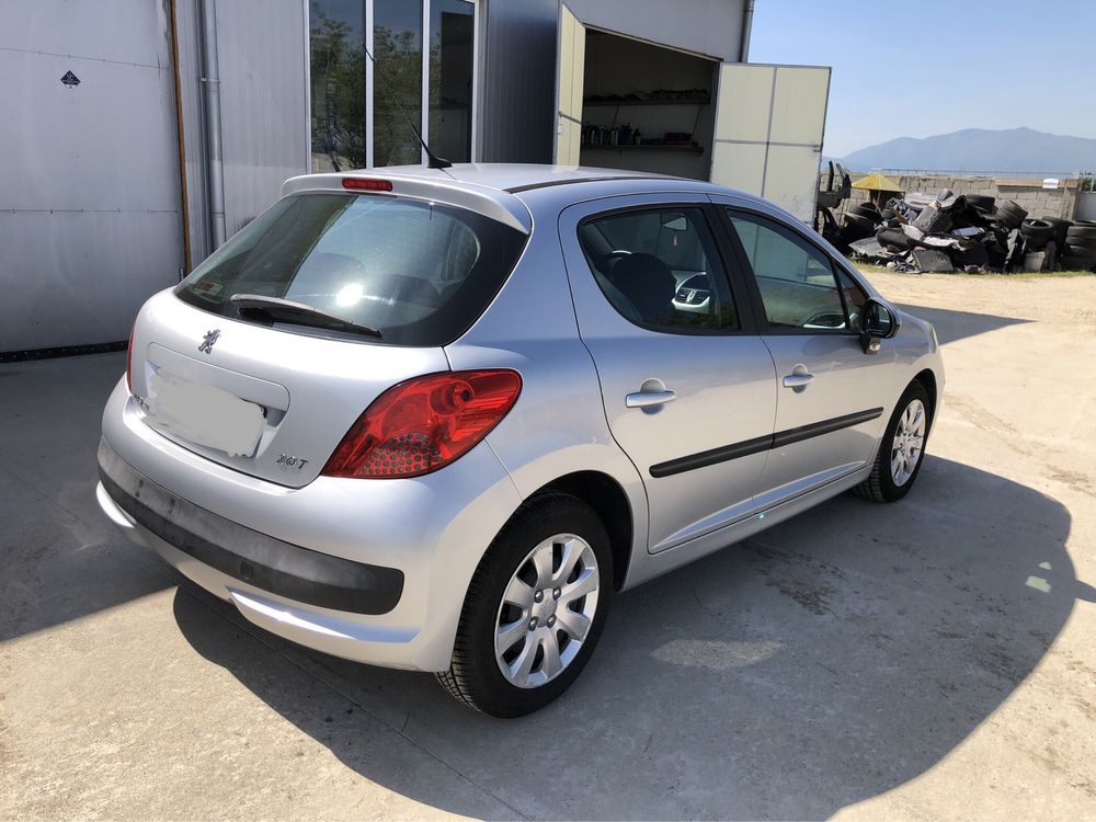 Peugeut 207, 1.4 benzin 2010