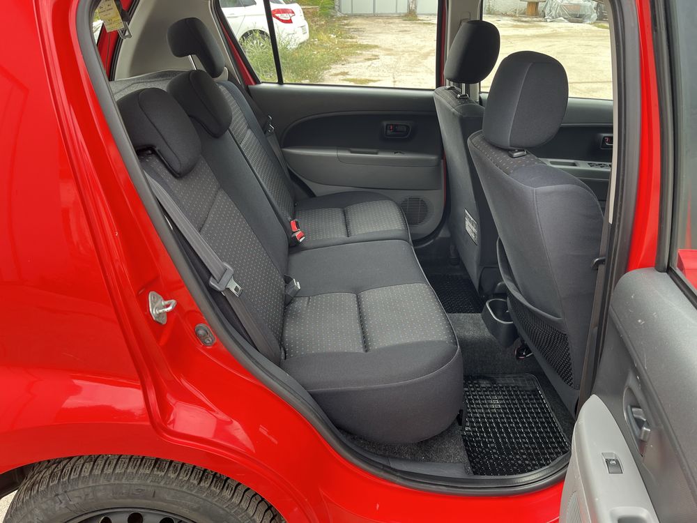 Daihatsu Sirion 1.0