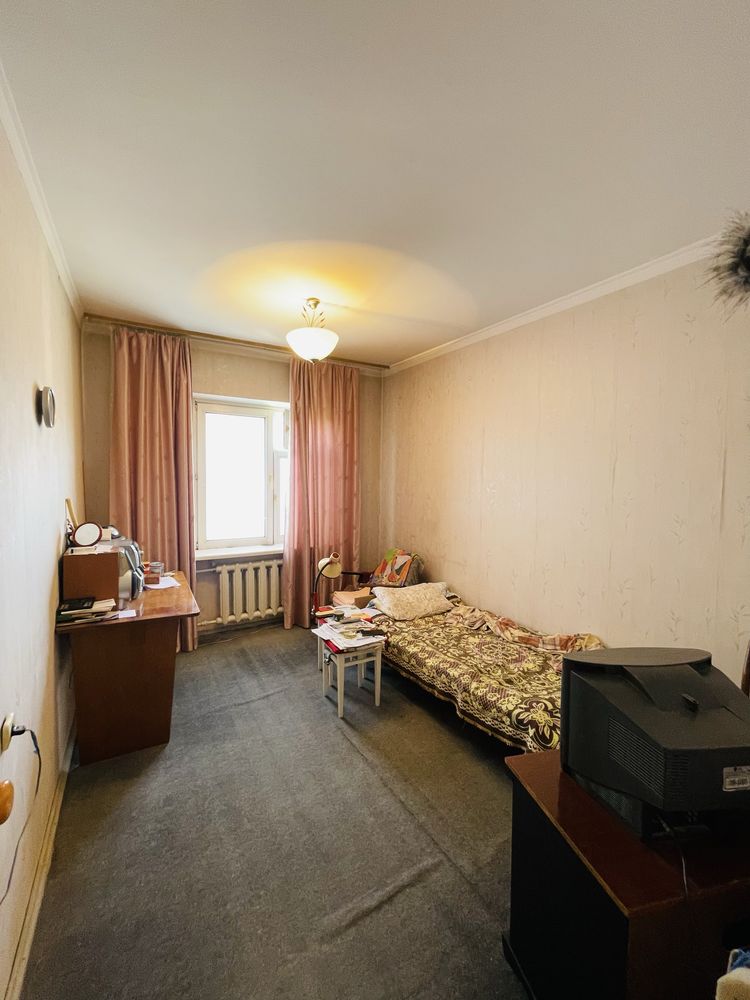 Продается Госпиталка 3//5//9 Спец План Срочно балкон-2*6 85квадрат