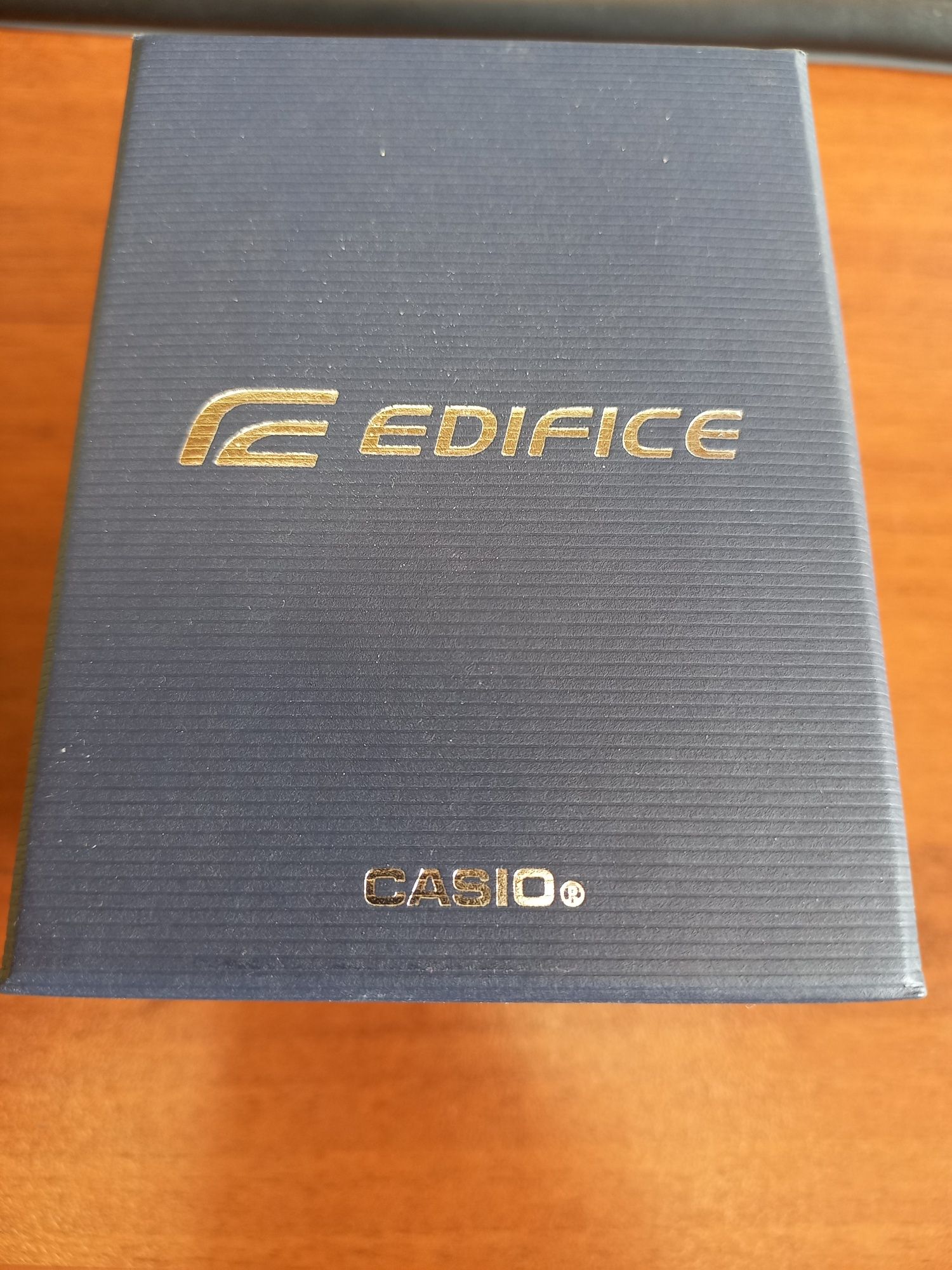 Часовник casio edifice