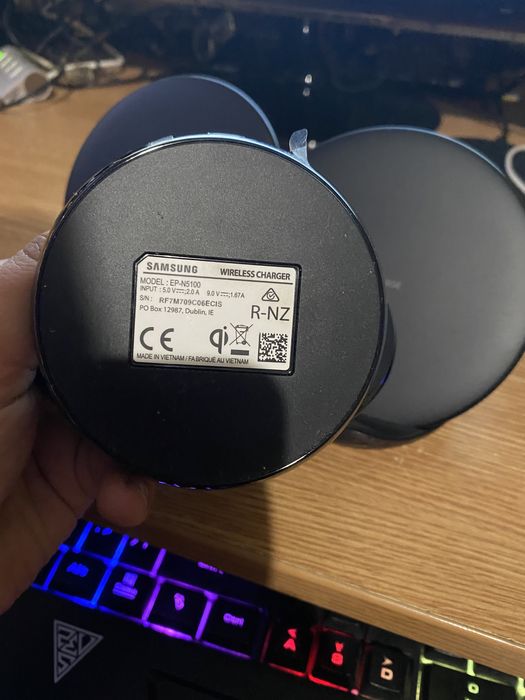 Incarcator Wireless Qi Fast Charge Standing Samsung EP-N5100