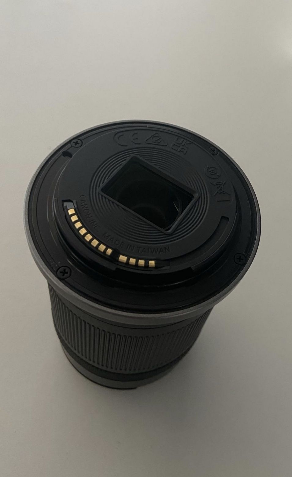 Obiectiv Canon RF 55-210 mm