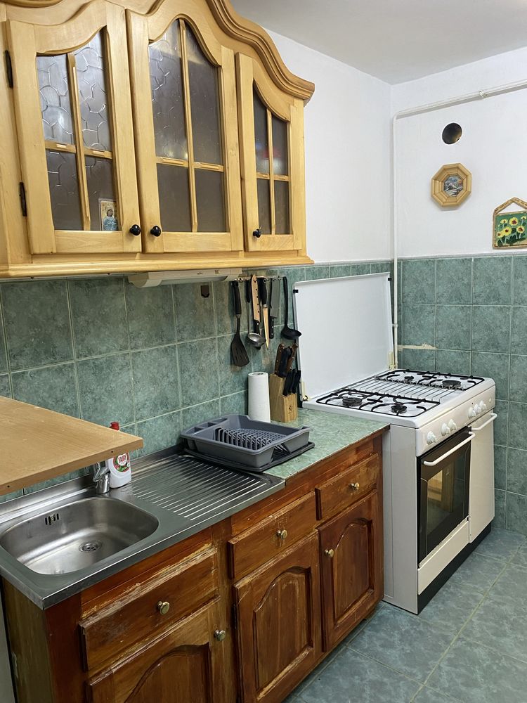 Inchiriez apartament-2 camere, Botosani