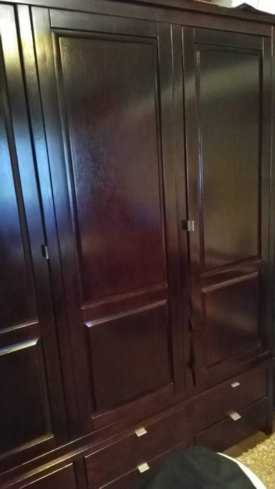 Mobilier dormitor - lemn masiv