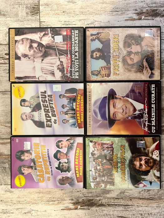 3 DVD-uri cu filme romanesti