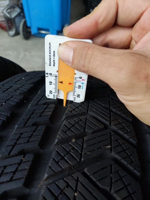 275 45 20 и 305 40 20 Pirelli зимни