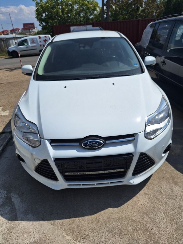 Dezmembram Ford focus mk3 2.0 tdci cutie automata power shift an 2014