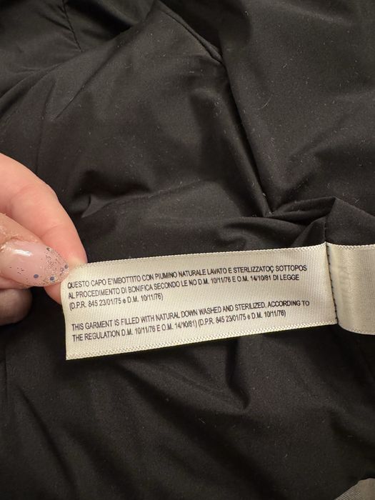 Топло зимно яке,непромокаема материя,закупено от Mitheresa,с фактура