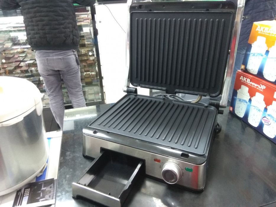 Абсолютно новый гриль тостер гарантия и доставка есть toster grill