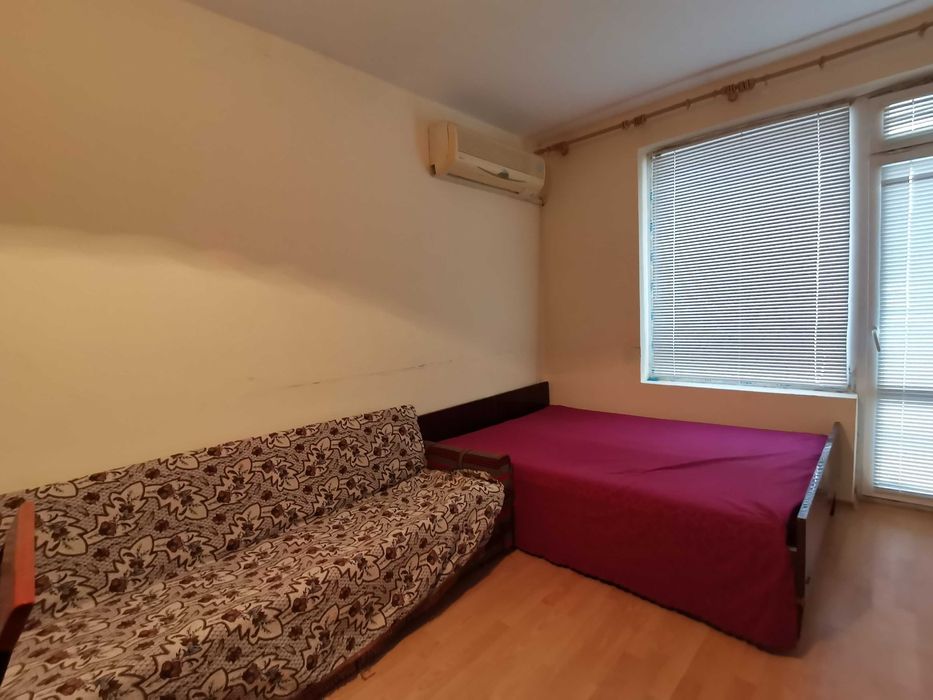 Дава се под наем Едностаен апартамент в Бургас, Меден рудник - зона А - 48 кв.м за 137.7 € - Снимка #1