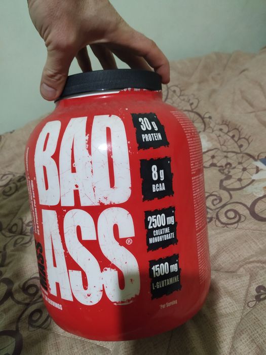 Продам просроченный гейнер-протеин