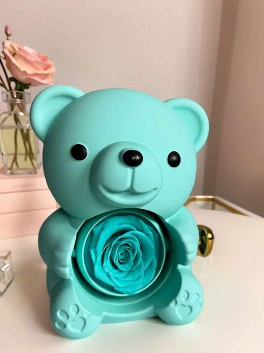 Мишка шкатулка с розой в колбе