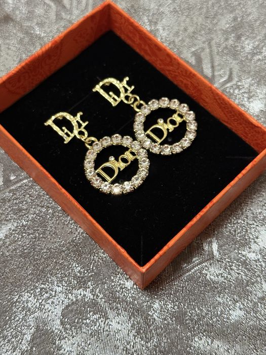 Продам серьги