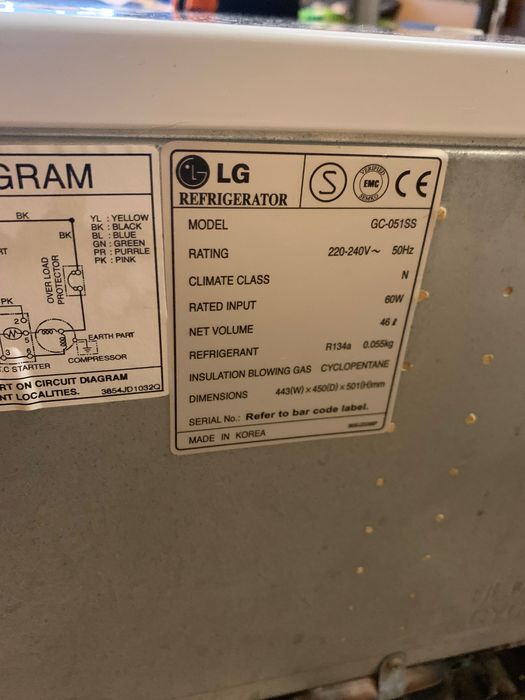 Хладилник- мини бар LG