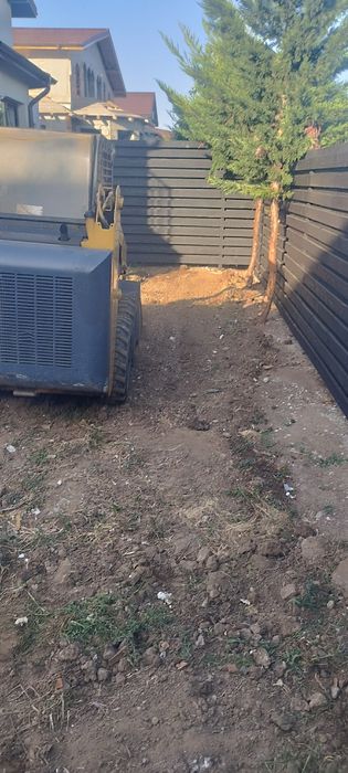 Pământ mraniță excavați defrișări nivelare terenuri șanțuri