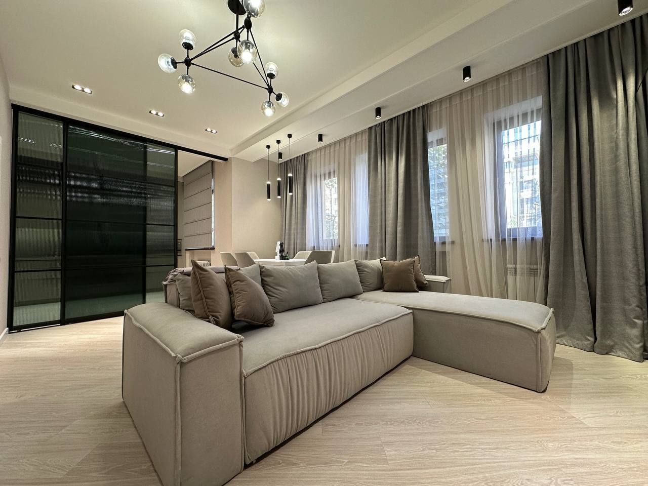 Продается 3х ком квартира, ЖК Yangi Darhan, ор-р: стад-н Старт, 100 м²
