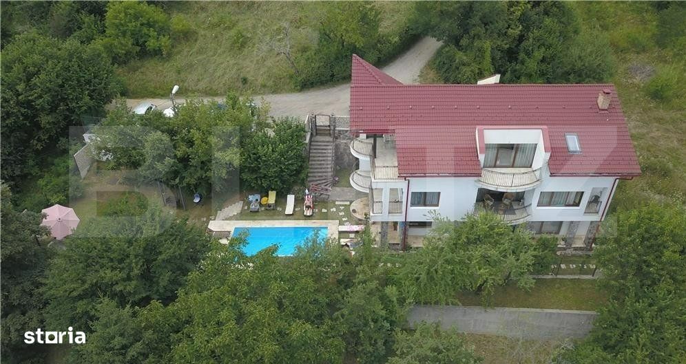 Vila 8 camere, 420mp, Poiana Brasov