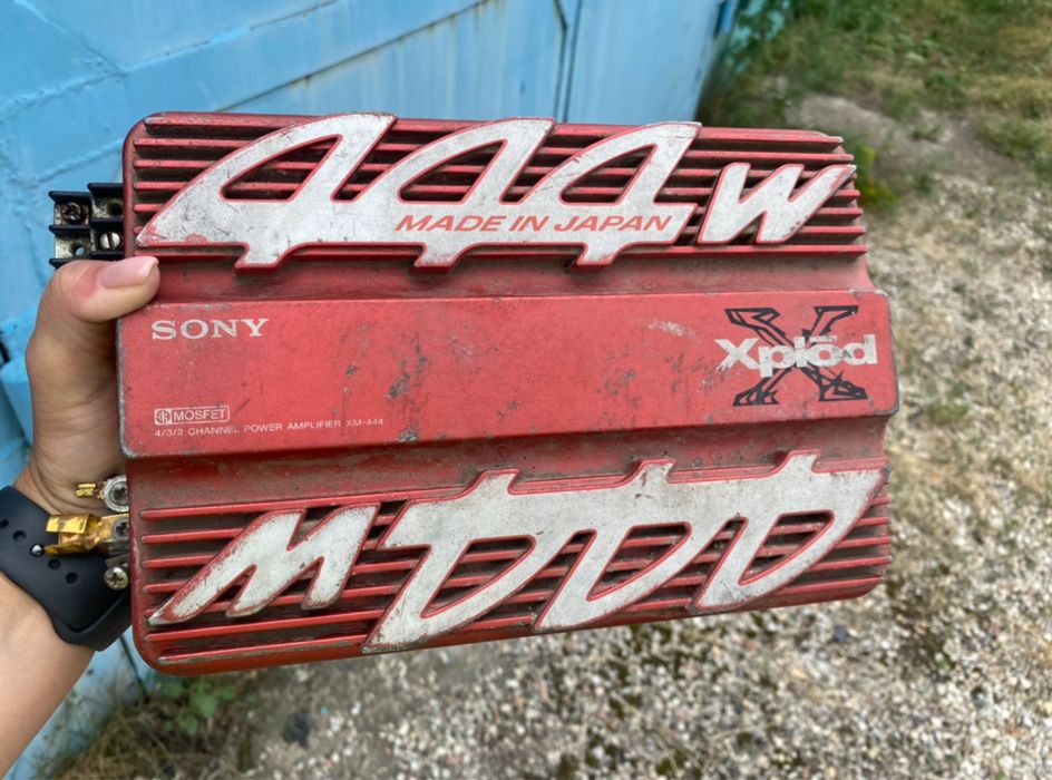 Продам сабвуфер и усилитель