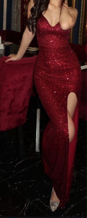 Вечерное платье в размере S