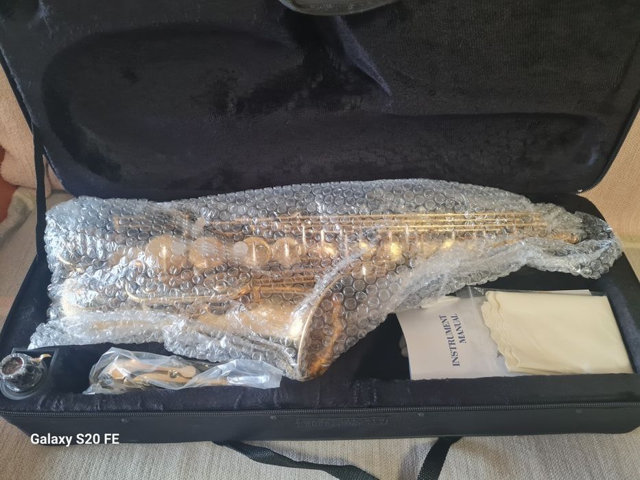 Saxofon Alto NOU