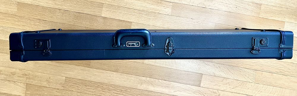 Fender Strat Hybrid II Limited Edition MIJ Blackout + куфар Fender