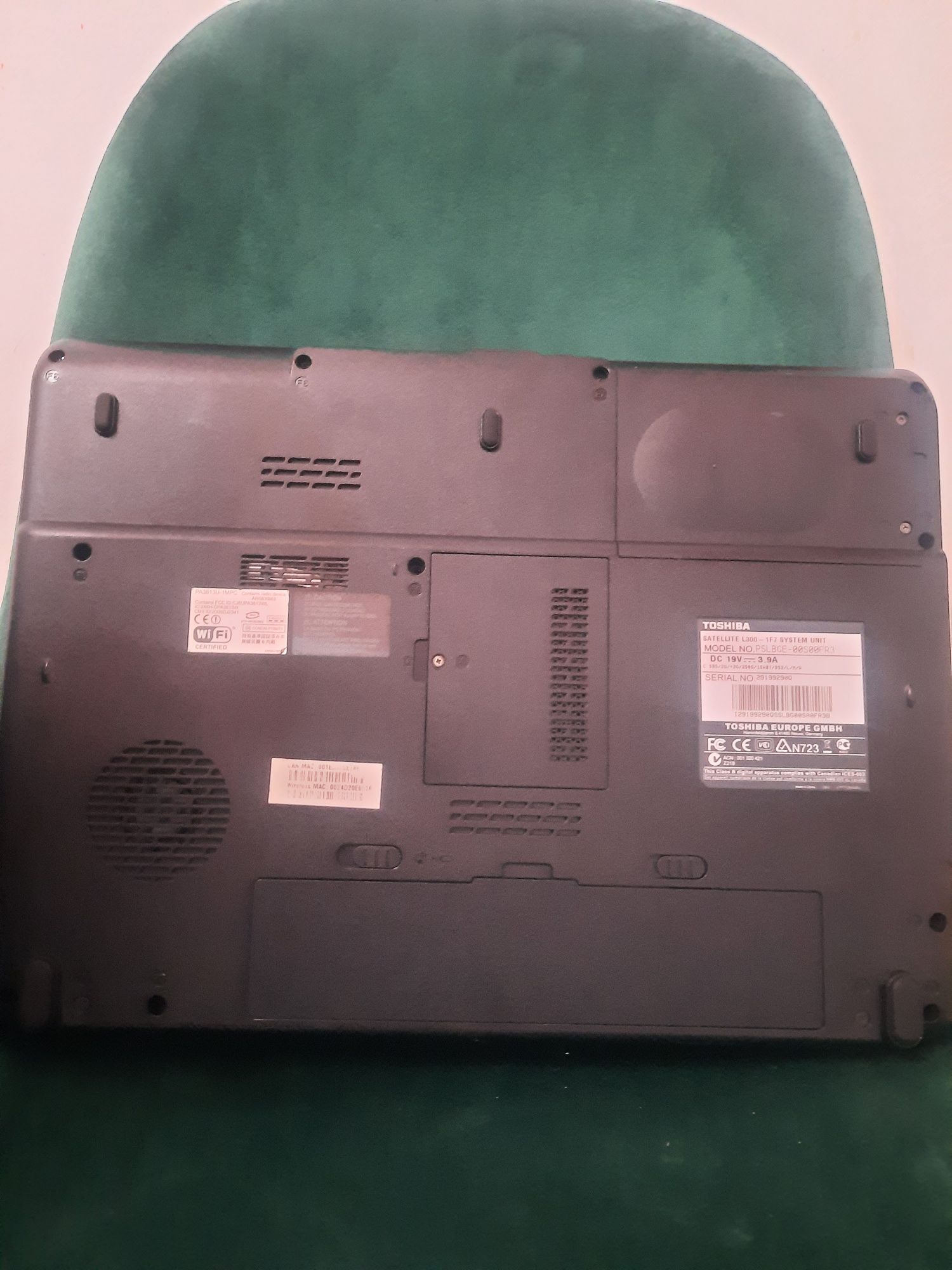 Laptop TOSHIBA satelitte L300