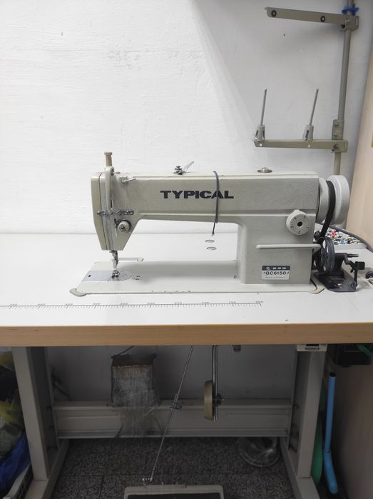 Продается промышленная швейная машинка Тупикал в отличном сост