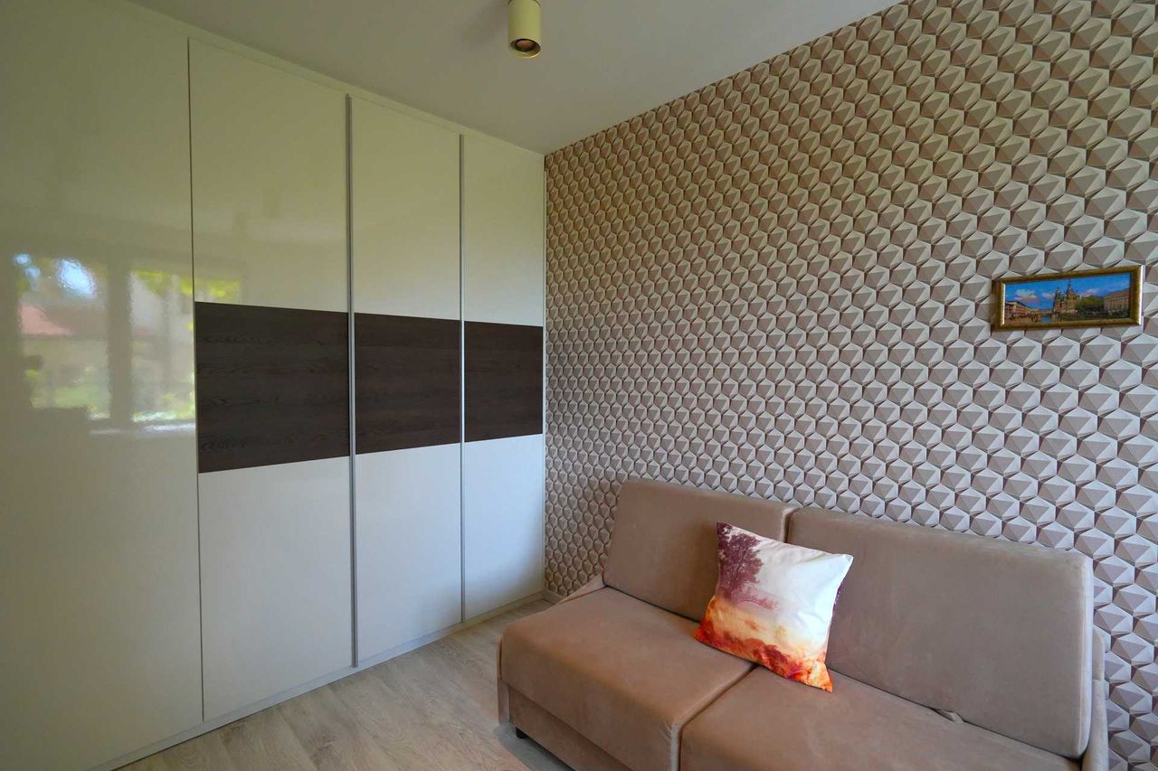 Продава се Четиристаен апартамент в Варна, м-т Евксиноград - 143 кв.м за 2518 €/кв.м - Снимка #12