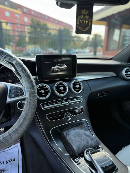 Mercedes Benz W205 C220D AMG Airmatic 2015