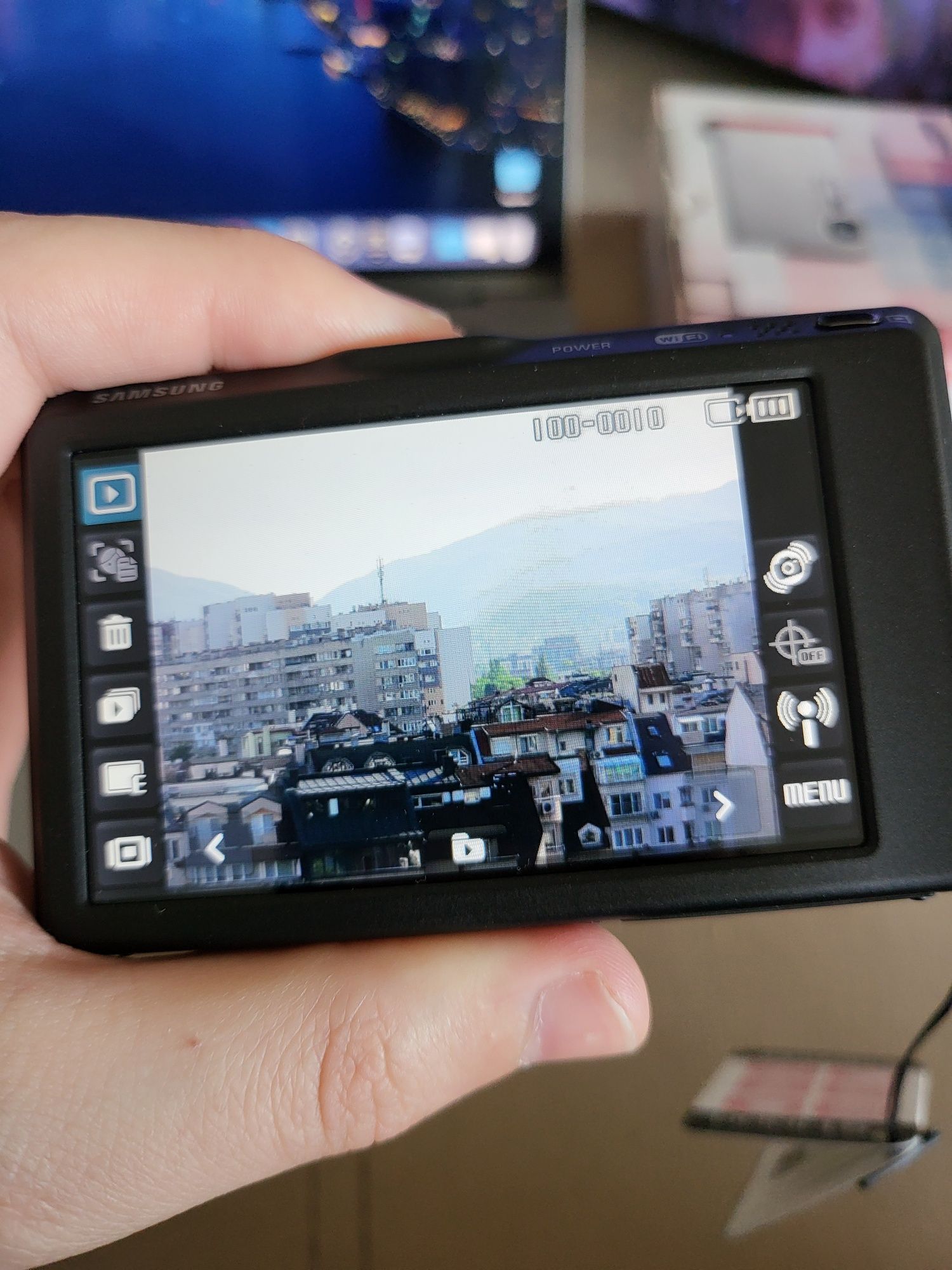 Samsung ST1000 фотоапарат като нов