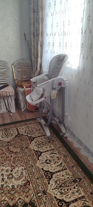 Коляска и стол для кормления