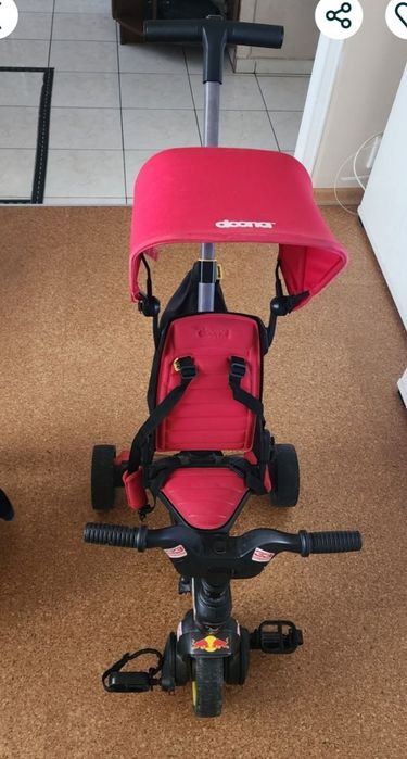 Детска триколка 3 в 1.сгъва се много копкатно за секунда,триколка