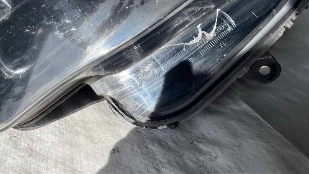 Ляв и десен фар Jeep Cherokee KL 2014-
