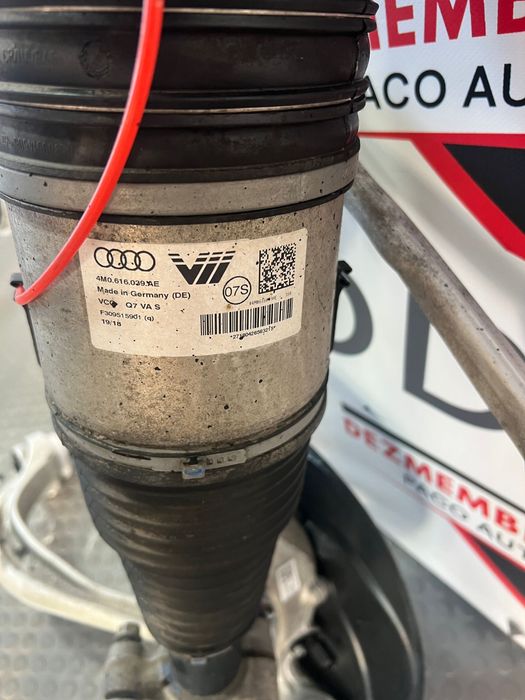 Suspensie Completa Stanga Fuzeta/Telescop/Brate/Perna Audi Audi Q8 Q7